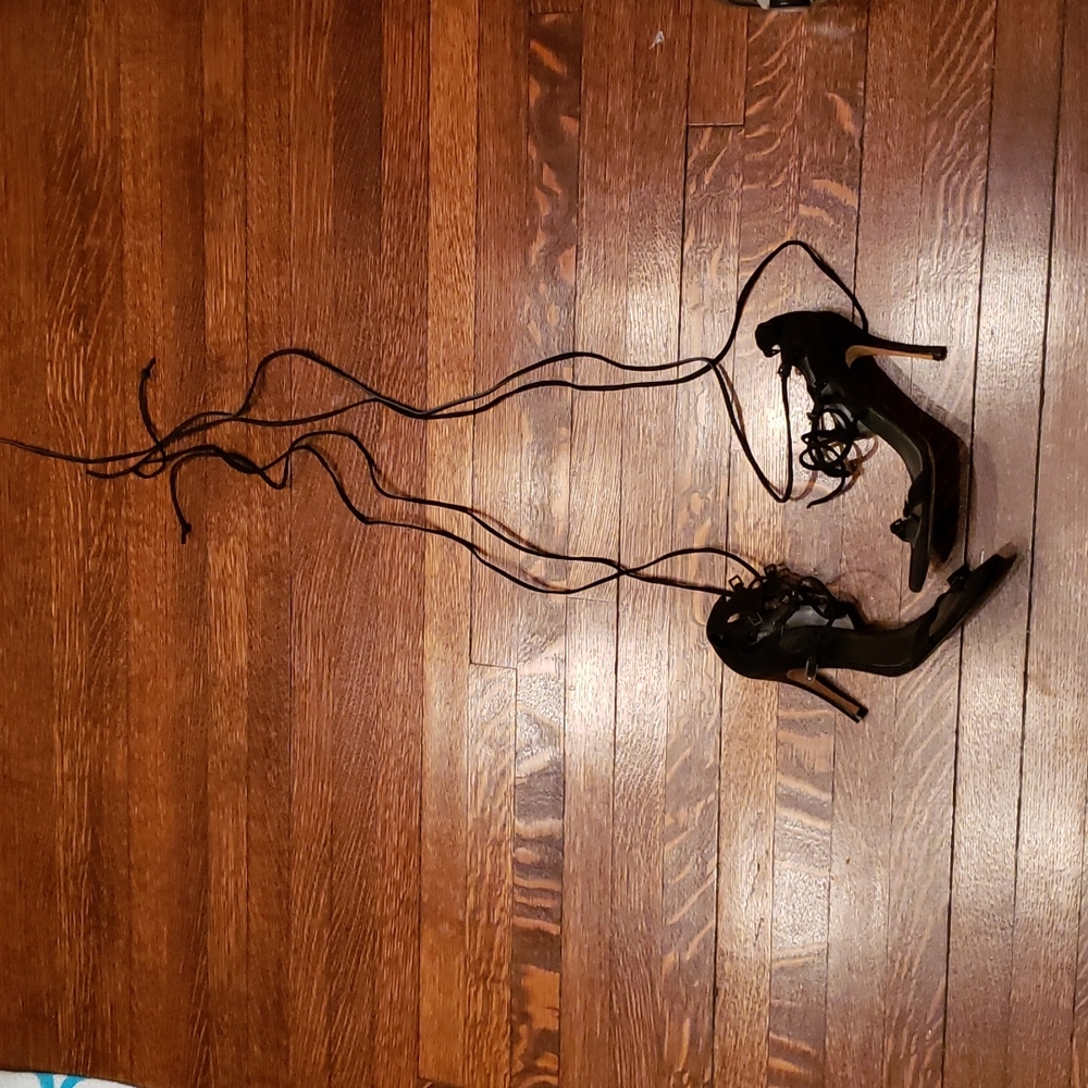 NWOT Stuart Weitzman gladiator heels size 8 heels 4 inch black suede